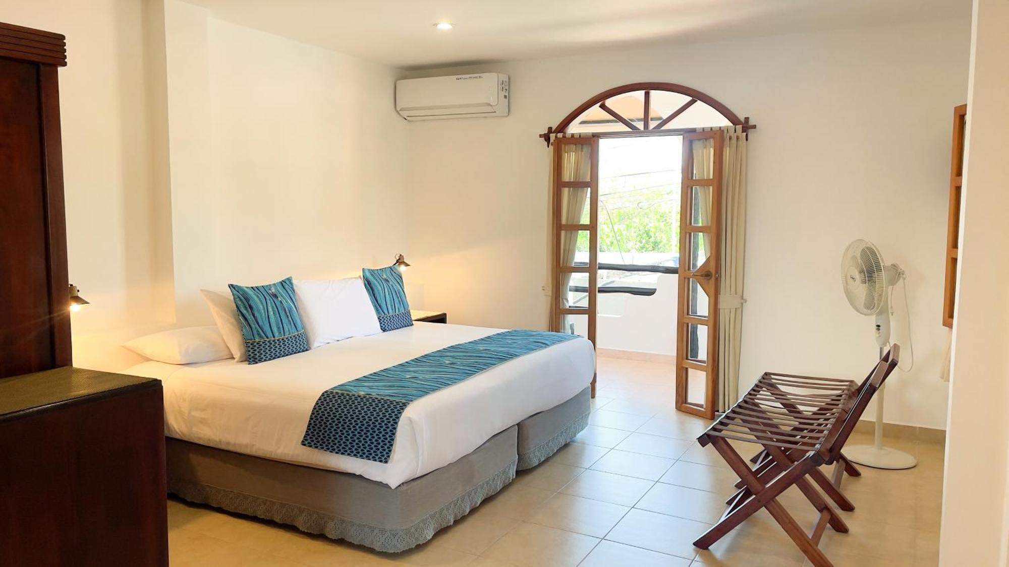 Galapagos Hotel 4*