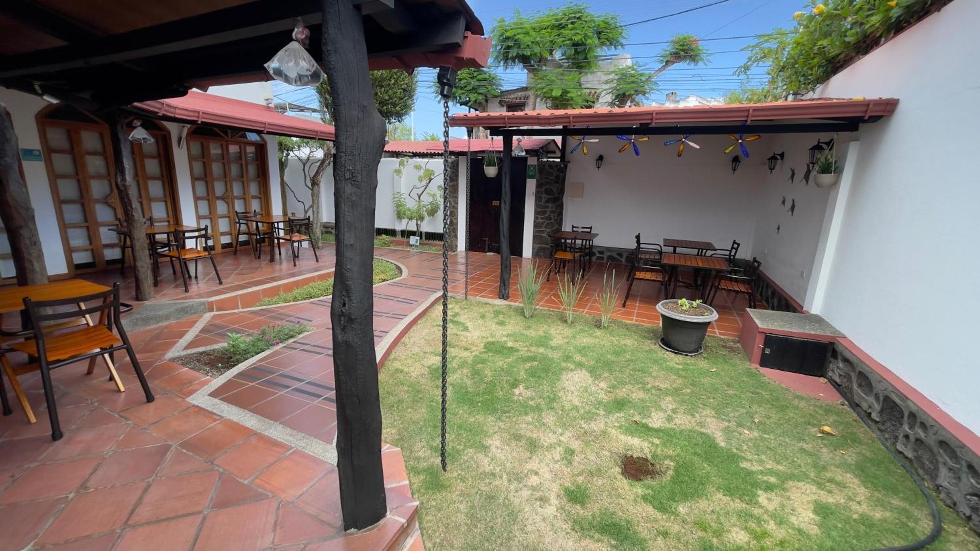 Galapagos Hotel